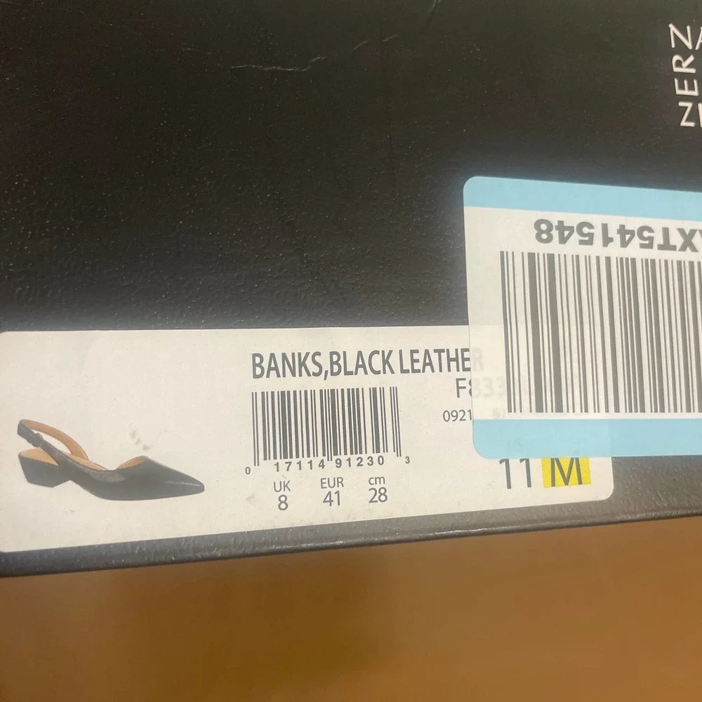 Naturalizer banks, black leather, flat size 11M - Picture 3 of 10